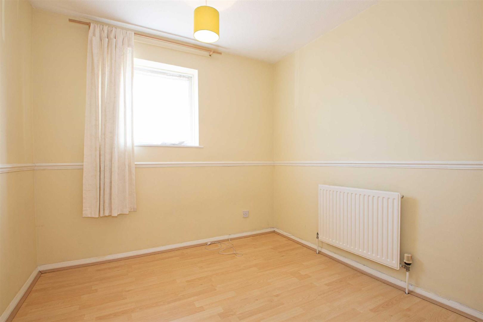 Favell Drive, Furzton, Milton Keynes